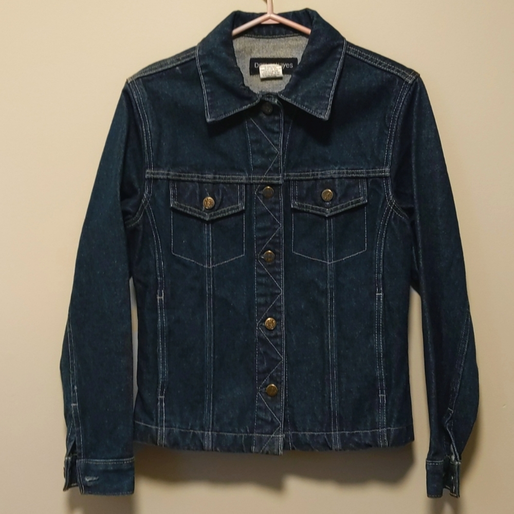 Never Worn Dark Blue Denver Hayes Size Small Jean Jacket